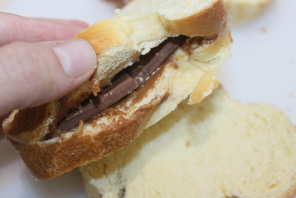 040862CD 24B0 4B5F A9B9 0EFD19F2B69A