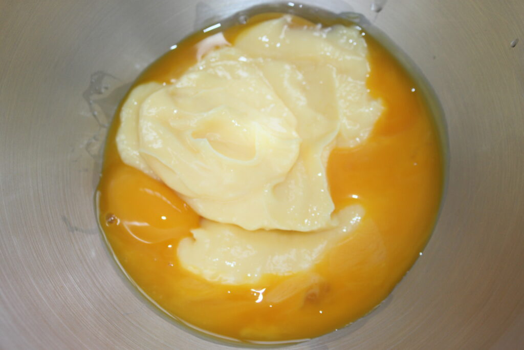 051DECFB 6935 4758 BB3E CCCE74035633