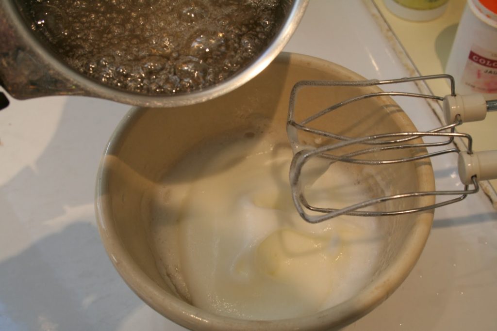 Buche au praline feuillete