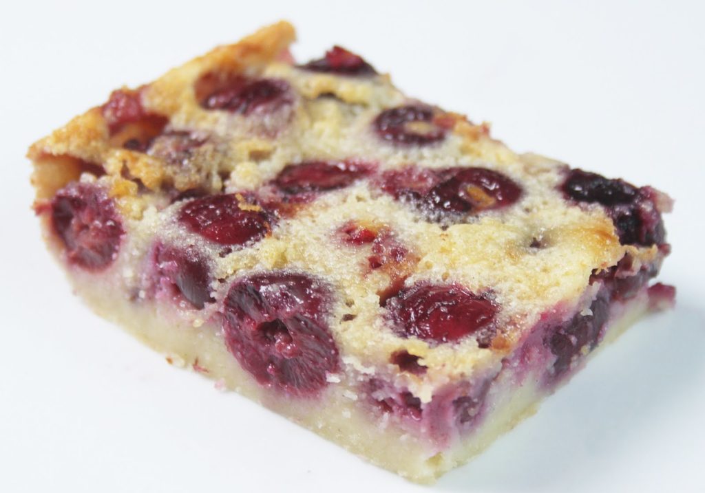 Cherry clafoutis هو الإصدار الحقيقي الخاص بي